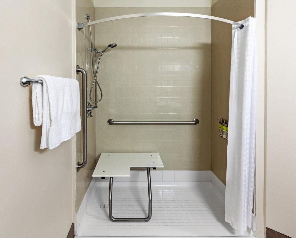 Candlewood Suites Midland By Ihg Buitenkant foto