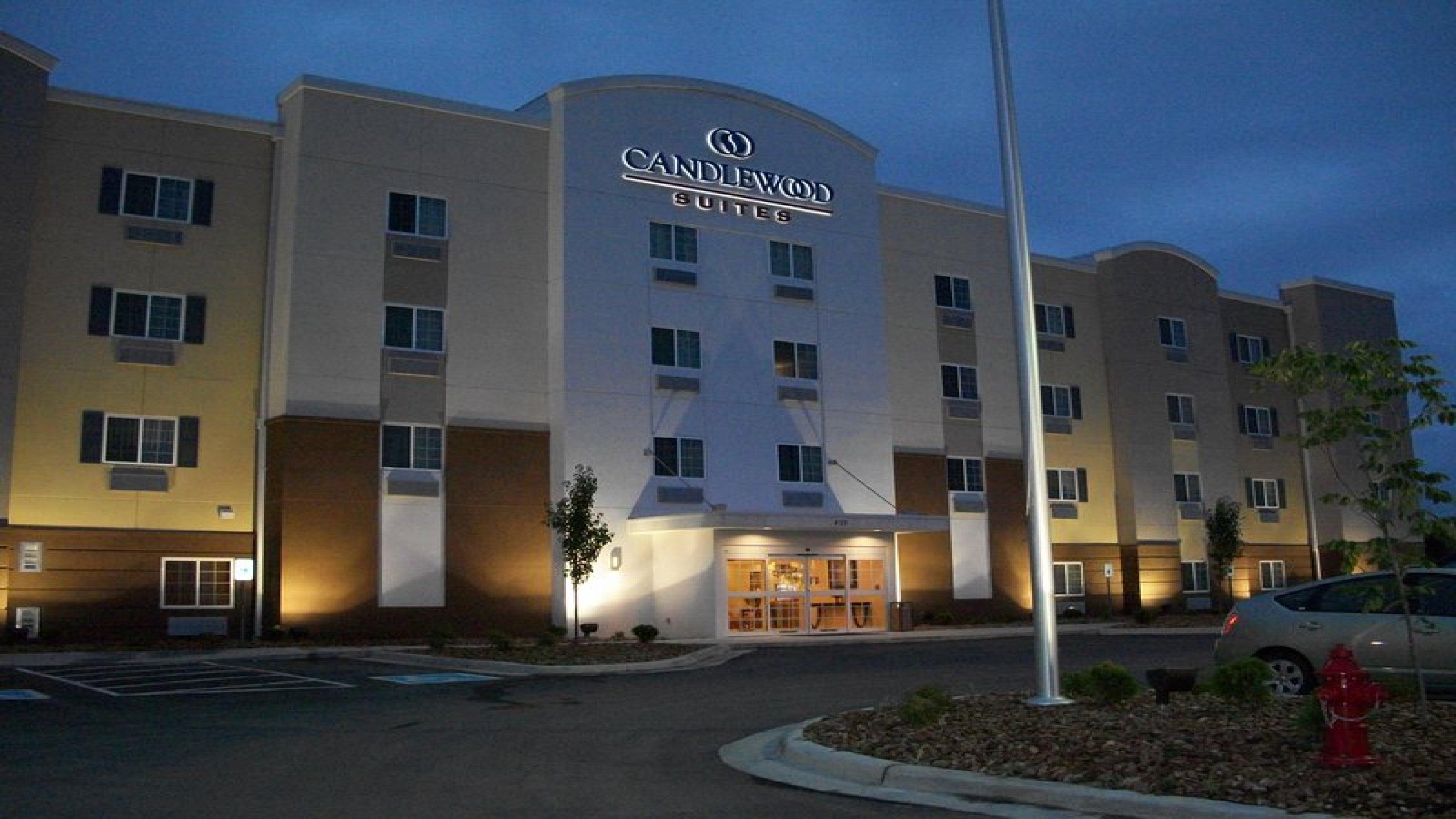 Candlewood Suites Midland By Ihg Buitenkant foto