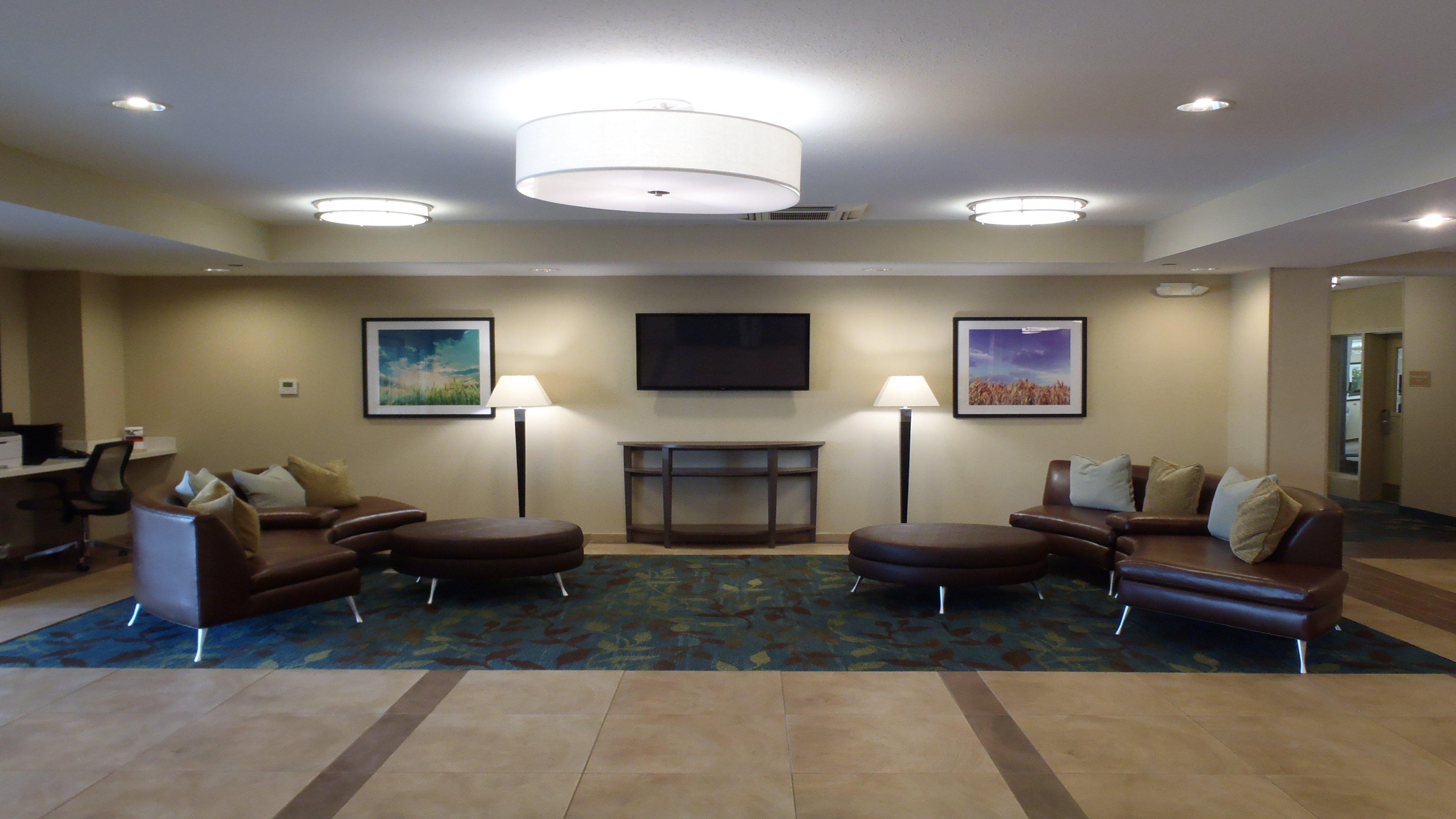 Candlewood Suites Midland By Ihg Buitenkant foto